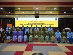 KETUA KORCAB III DJA I HADIRI SERTIJAB KETUA DHARMA PERTIWI DAERAH A