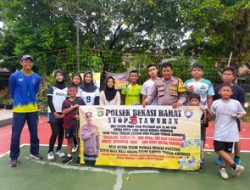 Polsek Bekasi Barat Gencarkan Antisipasi Tawuran Pasang Spanduk Stop Tawuran di Lapangan Puskopad Jakasampurna