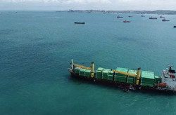 Bakamla RI Gagalkan Transaksi BBM Ilegal di Perairan Batam