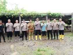 Wakapolda Metro Jaya Bersama Kapolres Metro Bekasi Pantau Kesiapan Lahan  Swasembada Pangan