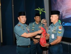 Gelar Isra Mi’raj dan Tasyakuran Hari Jadi ke-3  Koarmada RI  Berikan  Santunan dan Penghijauan