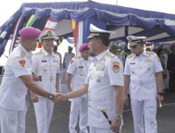 DANLANTAMAL III JAKARTA HADIRI UPACARA SERTIJAB PANGKOARMADA I DAN PANGKOARMADA II