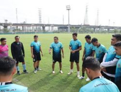 Tim Sepakbola Lantamal III ikuti Trofeo Match di Jakarta International Stadion (JIS)