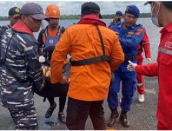 Prajurit Lantamal III berhasil evakuasi jenazah nelayan yang hilang di Perairan Kuala Tungkal