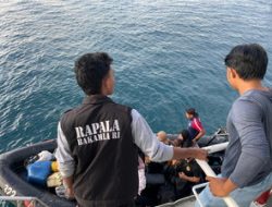 Bakamla RI Bersama Rapala Bengkulu Laksanakan Perbantuan Transportasi Warga ke Pulau Enggano