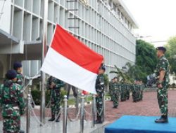 WAKILI DANLANTAMAL, KADISBEK PIMPIN UPACARA BENDERA