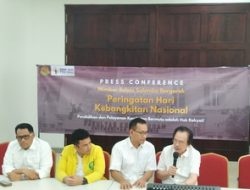 MINBAR BEBAS  PERJUANGAN MASYARAKAT KEDOKTERAN UNTUK MASA DEPAN KESEHATAN INDONESIA