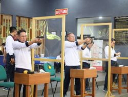 DANLANTAMAL III: SALAH SATU KEMAMPUAN DASAR YANG HARUS DIMILIKI OLEH SELURUH PRAJURIT TNI ADALAH KEMAMPUAN MENEMBAK