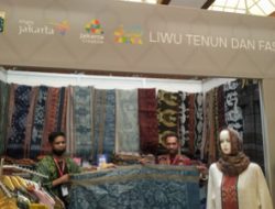 Indonesia Fashion Week 2025, Tenun Ikat Liwu Tampilkan Motif Bawah Laut