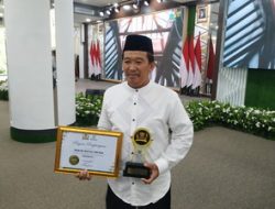 Masjid Baitul Fattah Raih Penghargaan Masjid Ramah Pemuda