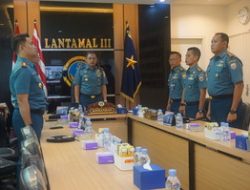 DANLANTAMAL III IKUTI RAPAT EVALUASI OPERASI DAN LATIHAN