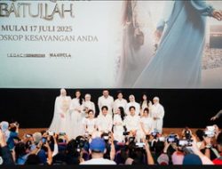 Gala Premiere Assalamualaikum Baitullah: Air Mata Berjatuhan Menjadi Saksi Kuatnya Amira, yang Terluka Namun Tetap Percaya pada Kekuatan Doa