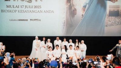 Gala Premiere Assalamualaikum Baitullah: Air Mata Berjatuhan Menjadi Saksi Kuatnya Amira, yang Terluka Namun Tetap Percaya pada Kekuatan Doa