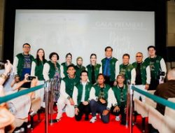 Romantisnya Endy Arfian Membimbing Steffi Zamora Menuju Perubahan Hidup yang Lebih Baik di Film Pengin Hijrah